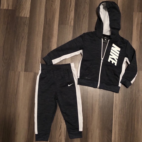 toddler nike tracksuits